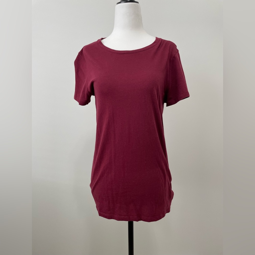 Gap Factory Favorite Maroon Short Sleeve Crewneck Tee Shirt- Size Medium